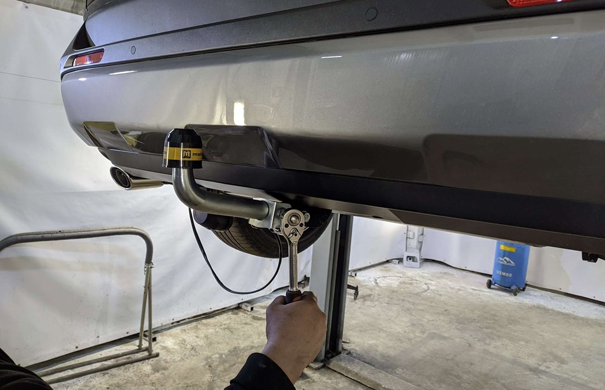 Установка фаркопа (ТСУ) в СПб. С документами